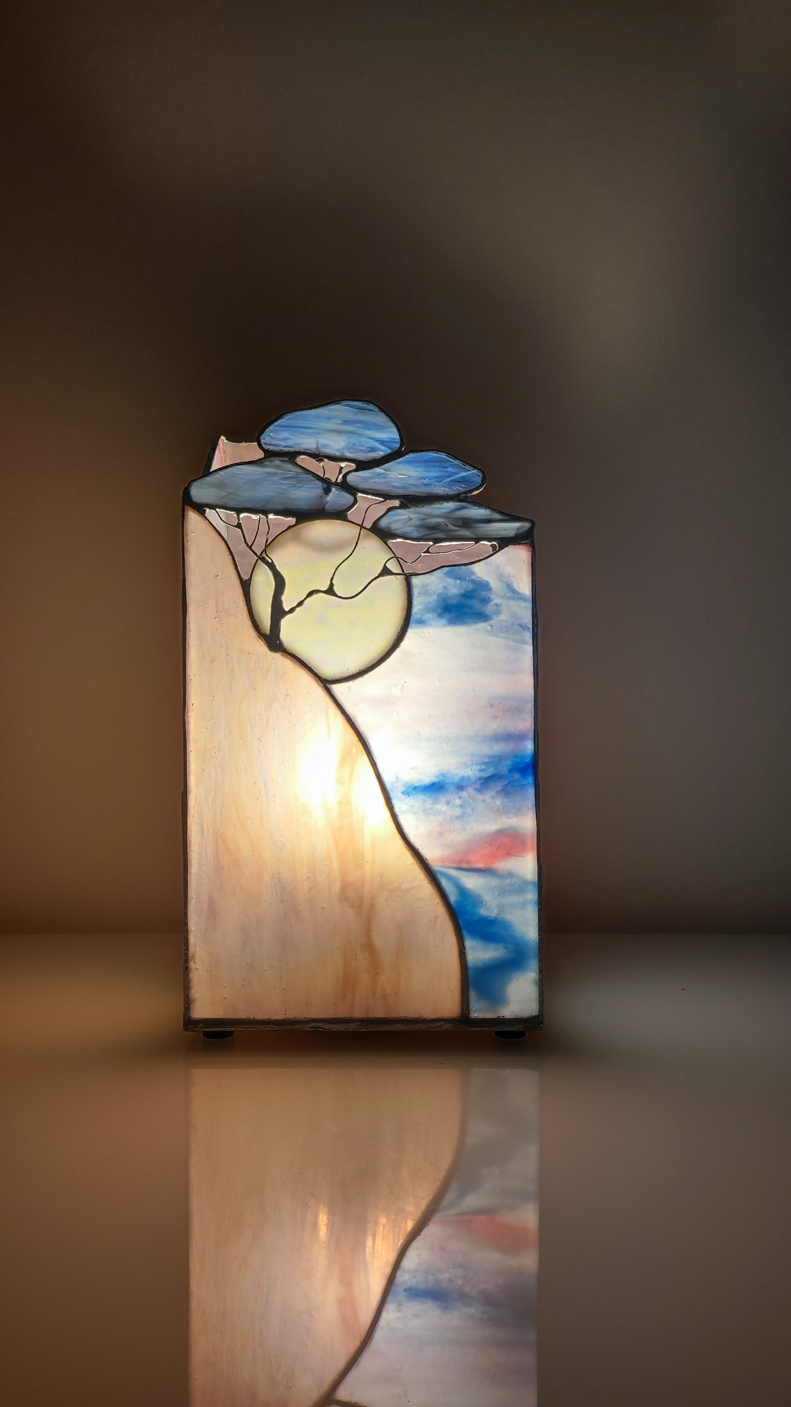 Moonlight Stained Glass Table Lamp