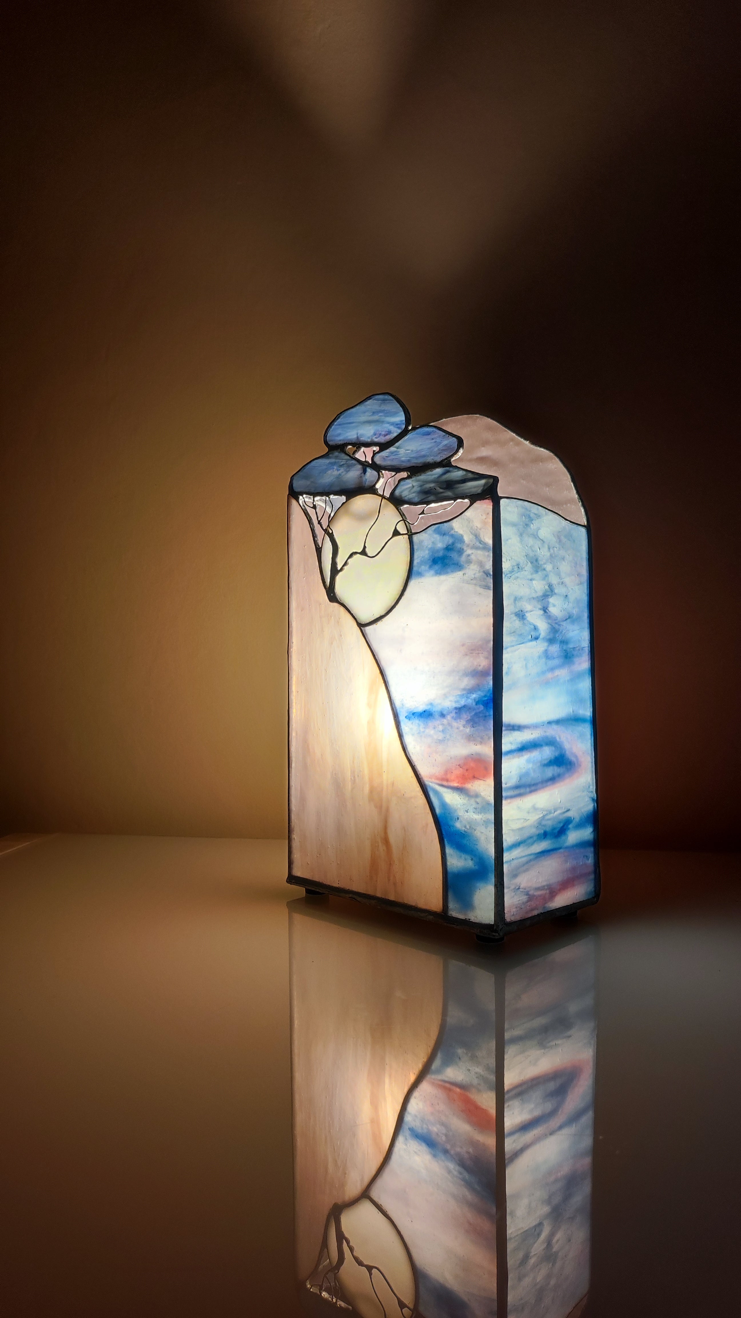 Moonlight Stained Glass Table Lamp