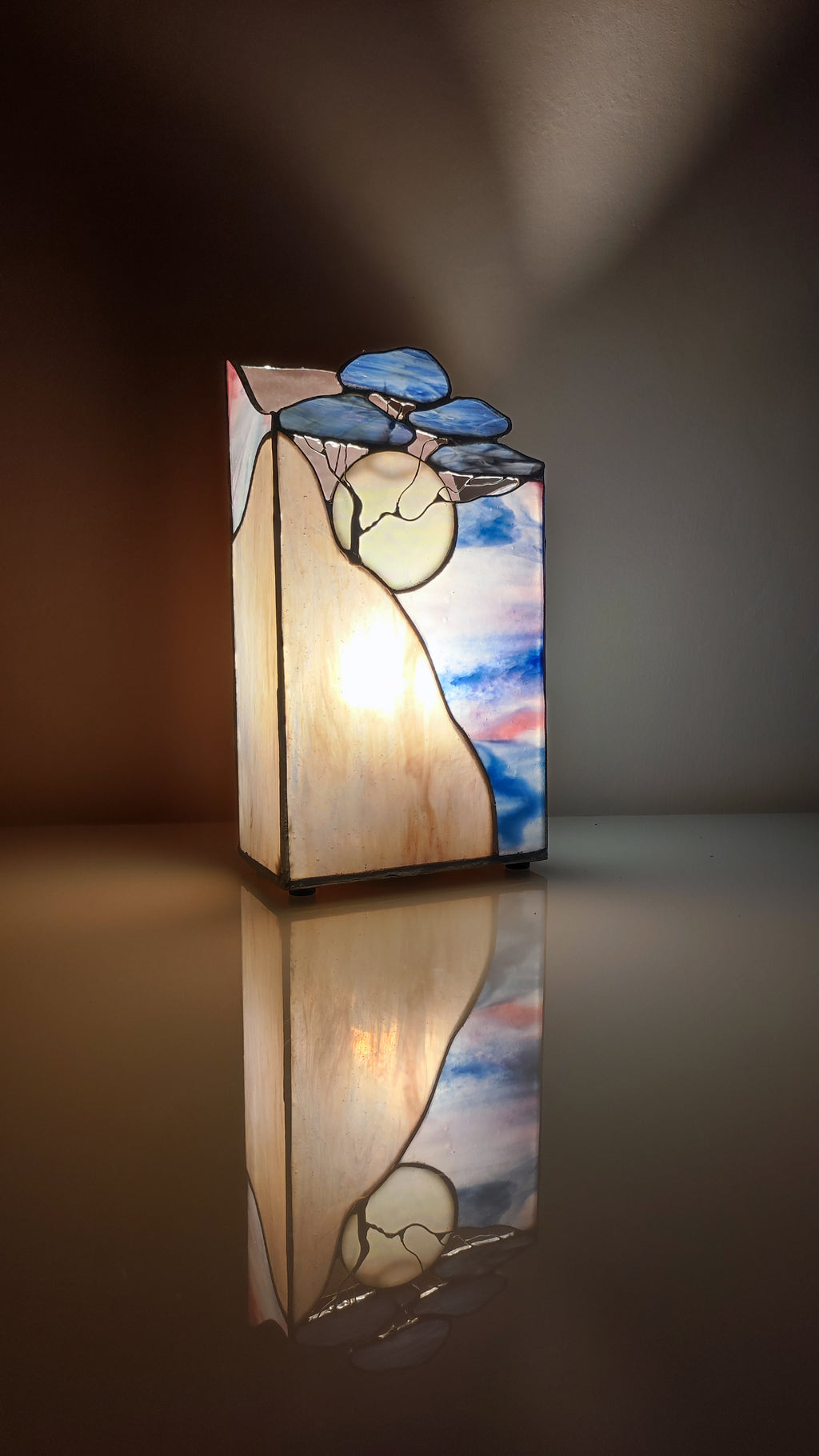 Moonlight Stained Glass Table Lamp