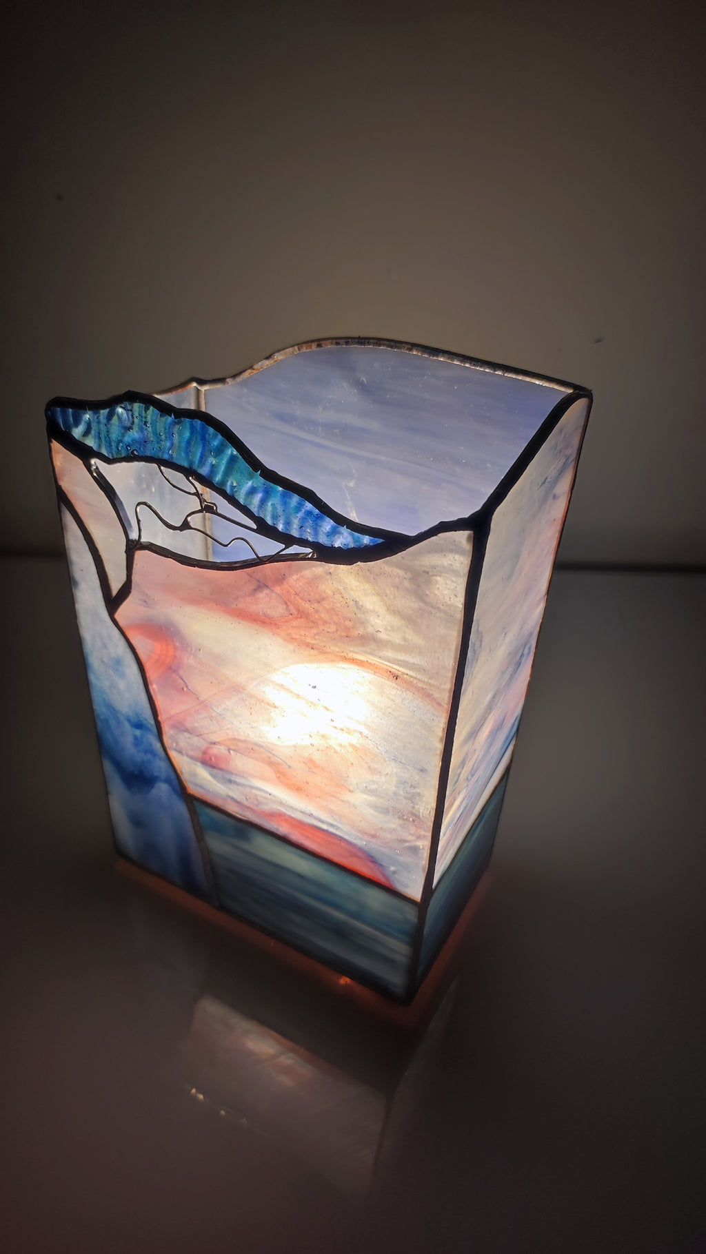 Dawn Stained Glass Table Lamp