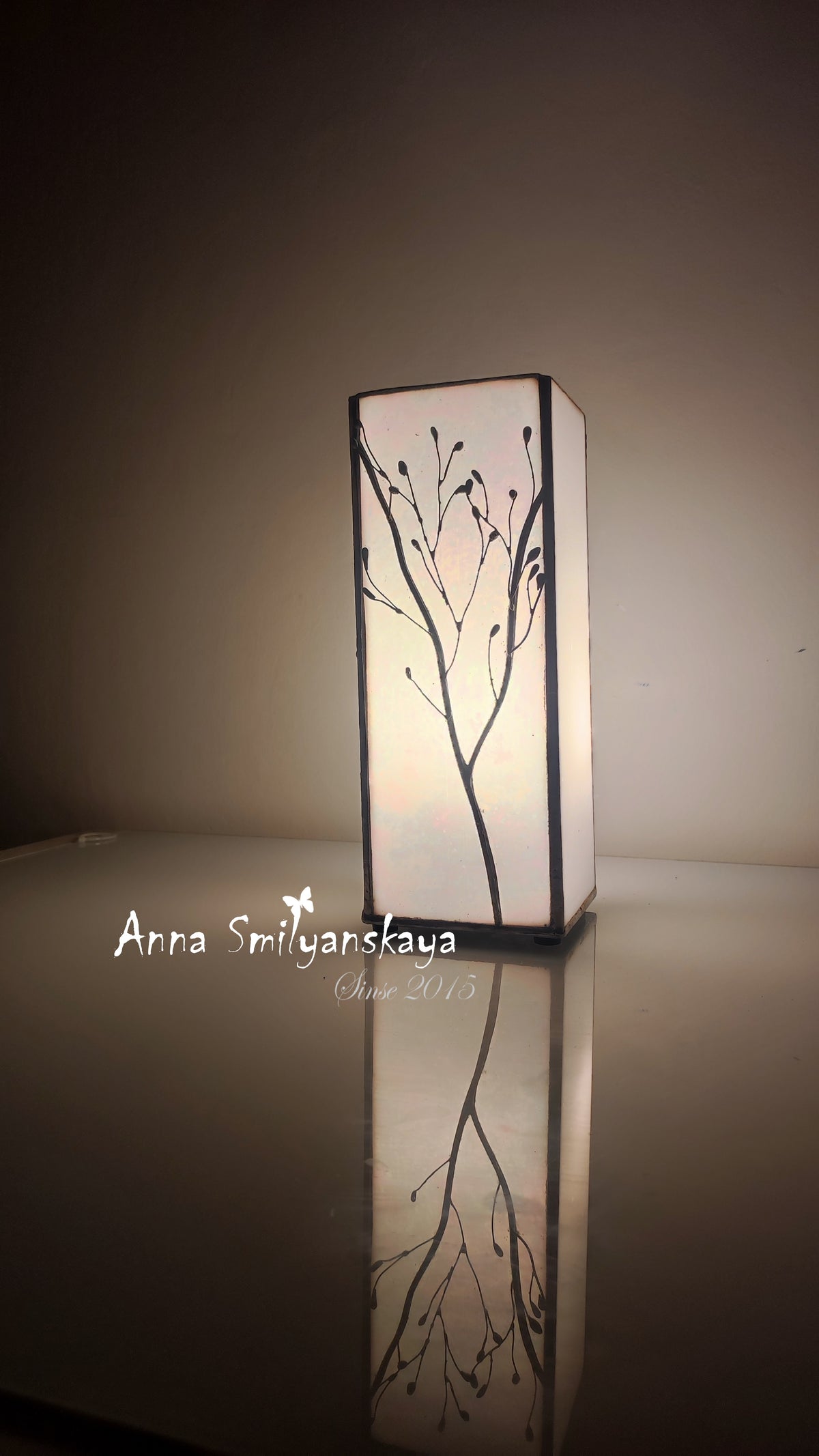 Elegy Stained Glass Table Lamp