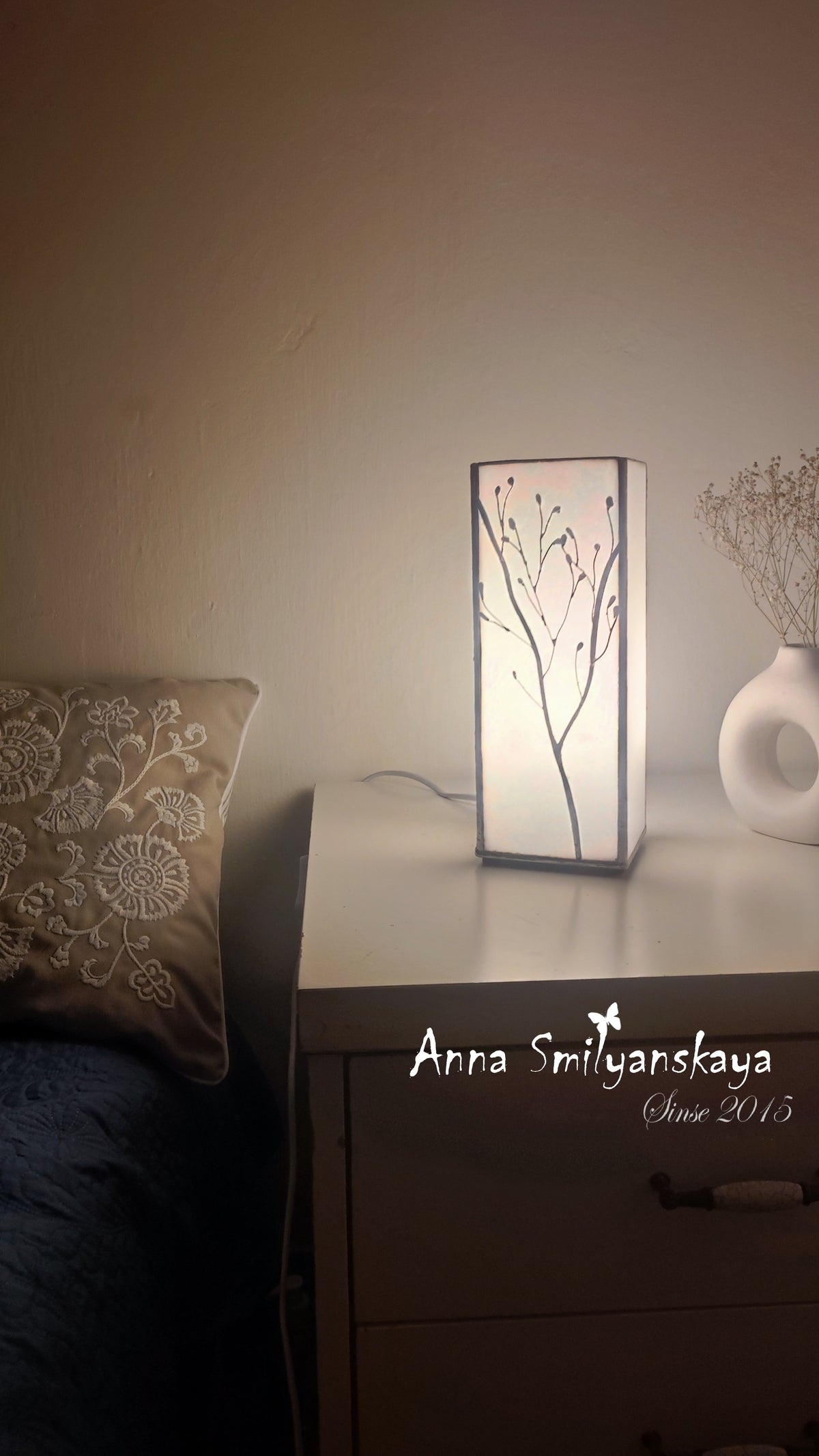 Elegy Stained Glass Table Lamp