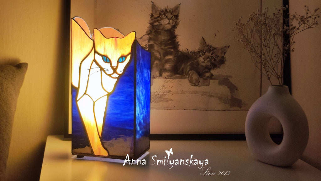 Ginger cat Stained Glass Table Lamp