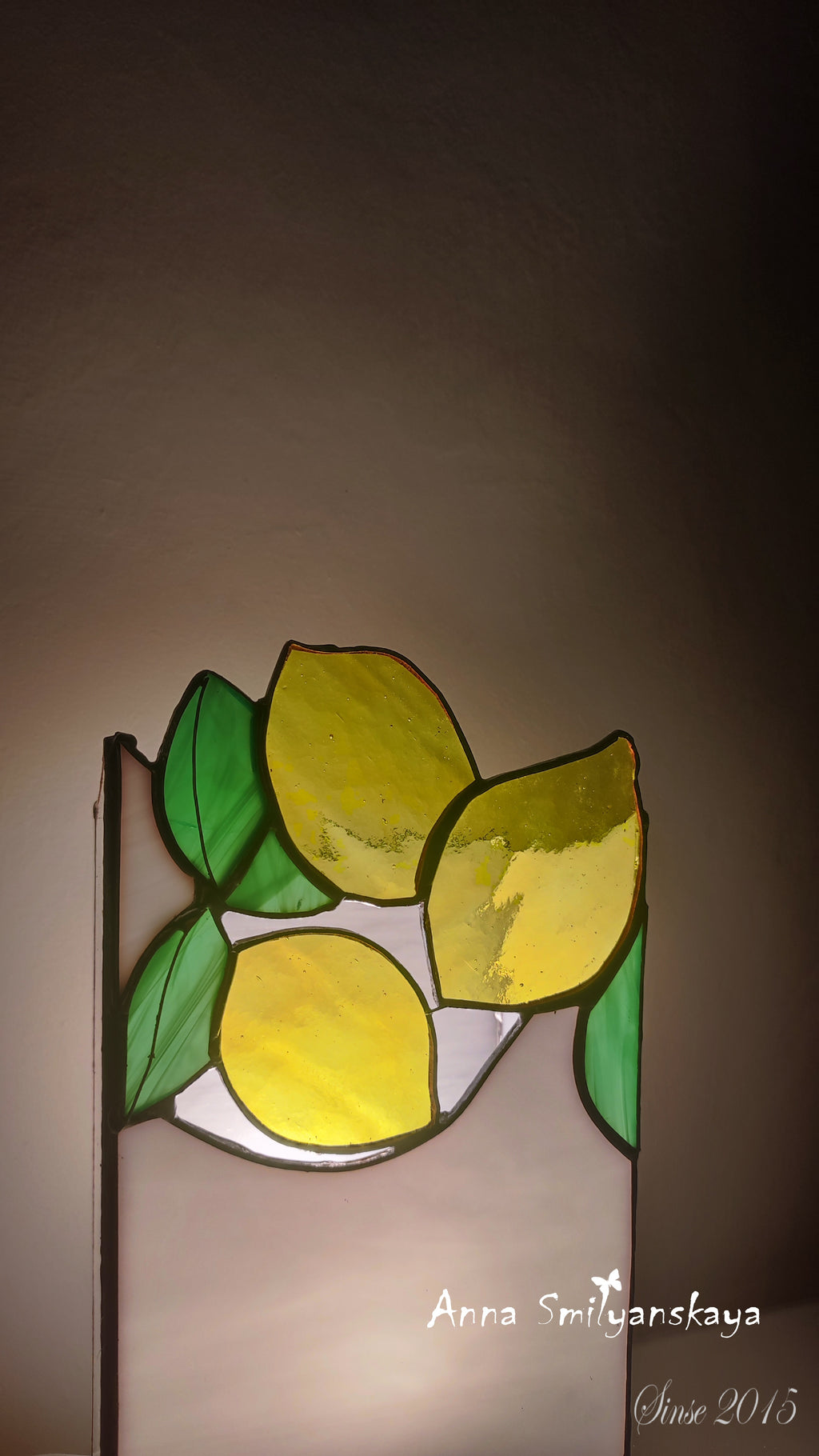 Lemon Stained Glass Table Lamp